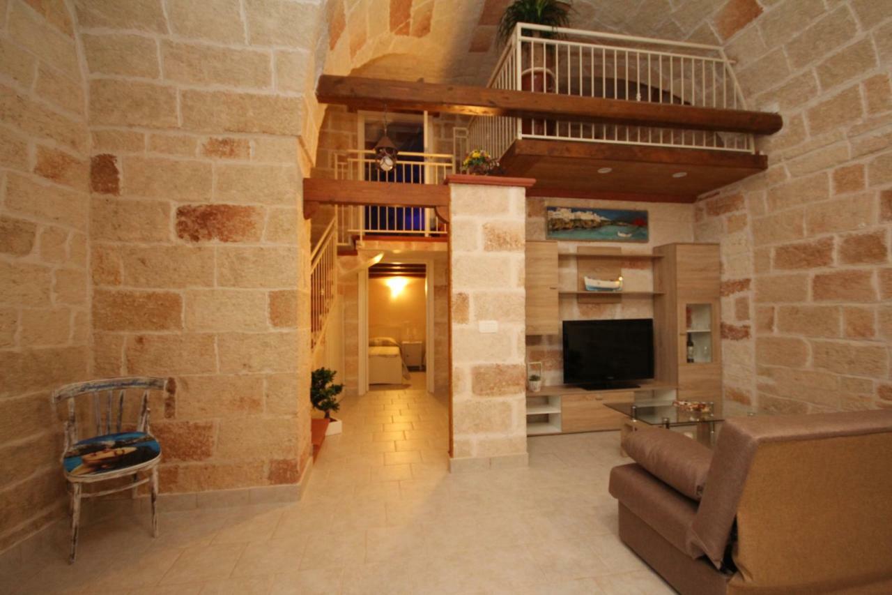 Dimora Nonna Catari Villa โปลีญาโนอามาเร ภายนอก รูปภาพ